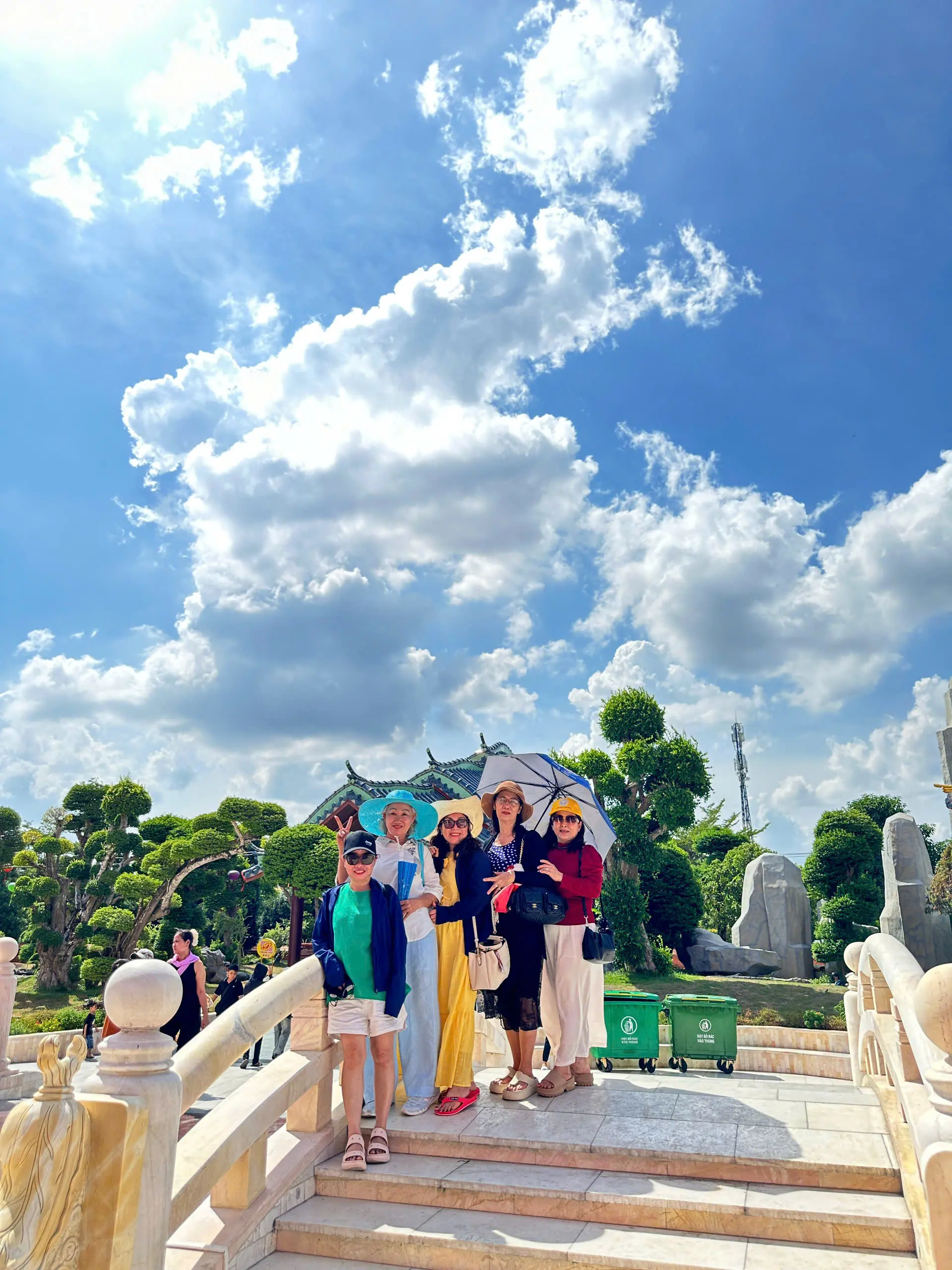 Du lịch SKD